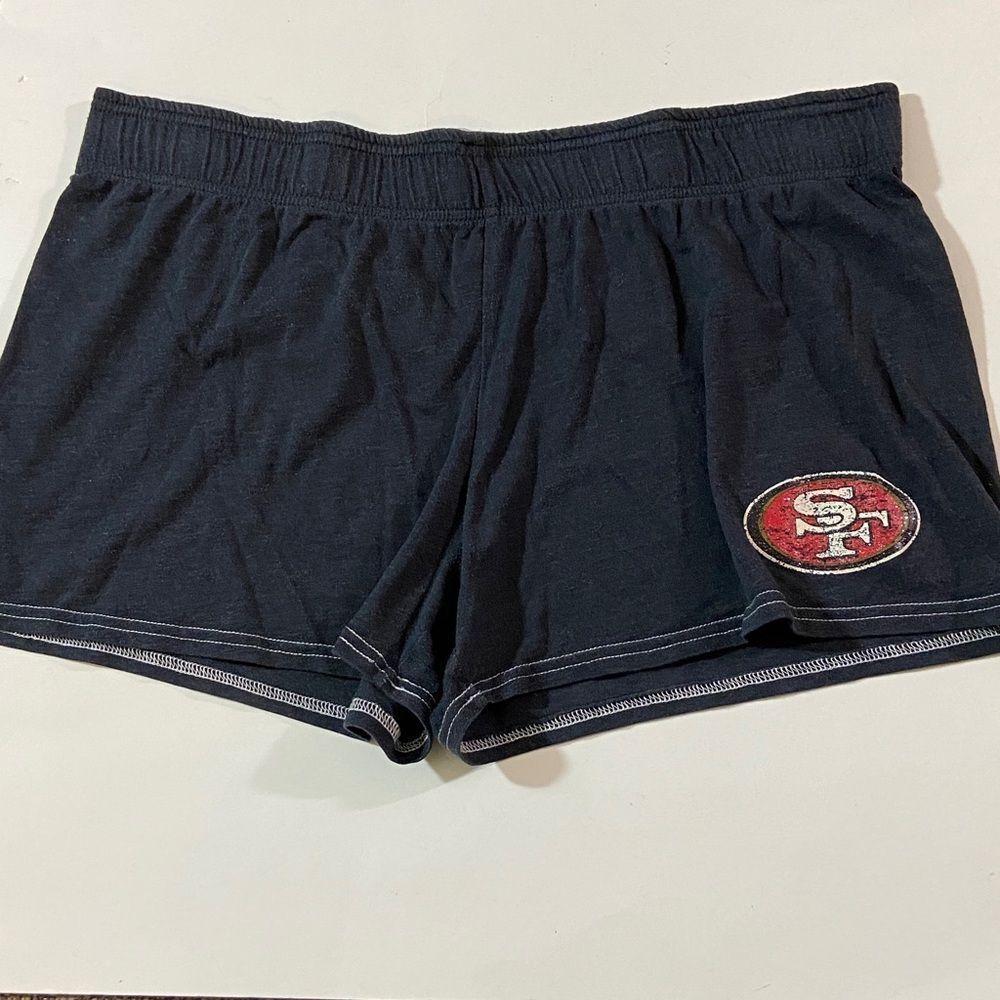 Tema Apparel San Francisco 49ers NFL Black Shorts with SF Emblem Size L